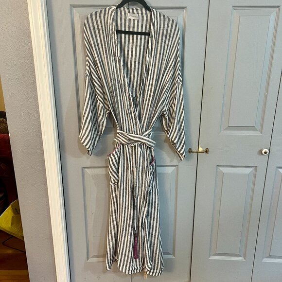 Soft Surrounding Inland Summer Robe - Picture 2 of 11